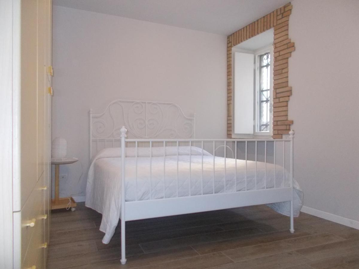 Appartamento Emma E Silvio Desenzano del Garda Exteriör bild