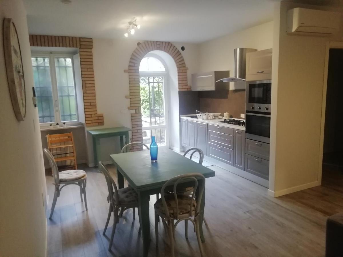 Appartamento Emma E Silvio Desenzano del Garda Exteriör bild